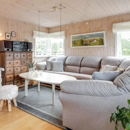 Holiday home Annakarin - 500m From The Sea In Western Jutland By Interhome *