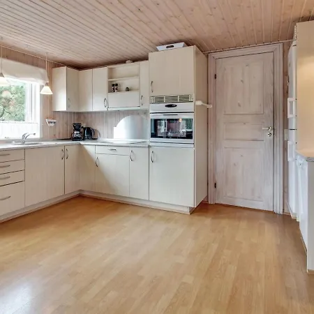 Holiday home Annakarin - 500m From The Sea In Western Jutland By Interhome *